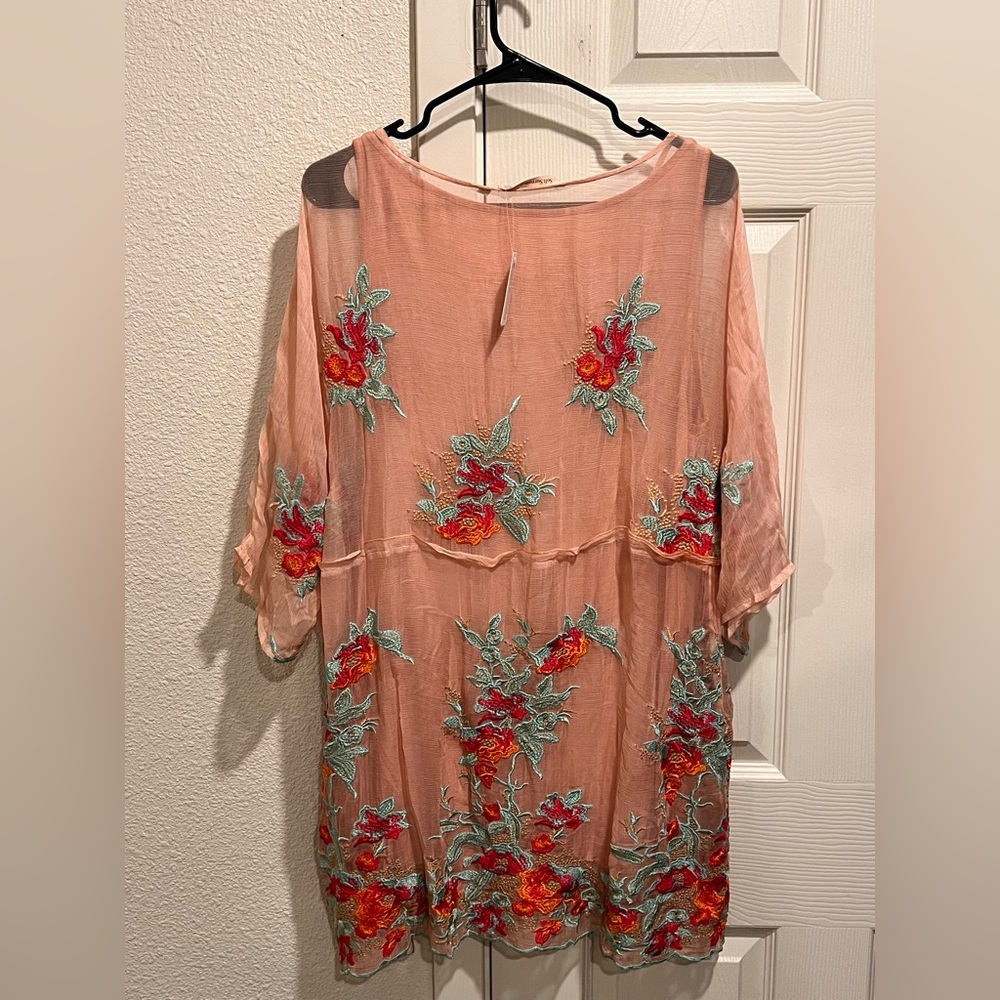Soft Surroundings Coral Floral Embroidered Blouse Large BNWT - Picture 2 of 7